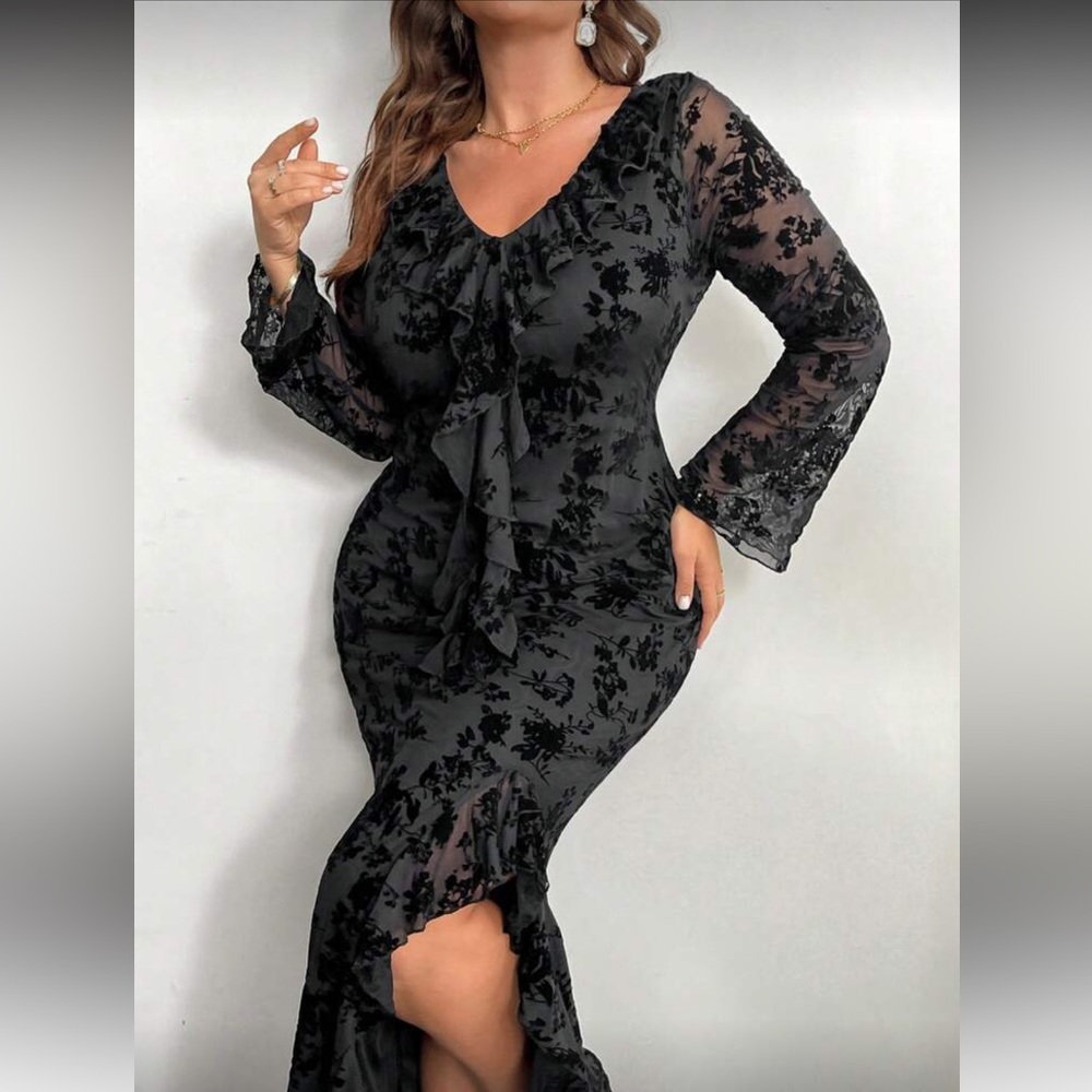 Elegant V-Neck Ruffle Flare Sleeve High Slit Flock